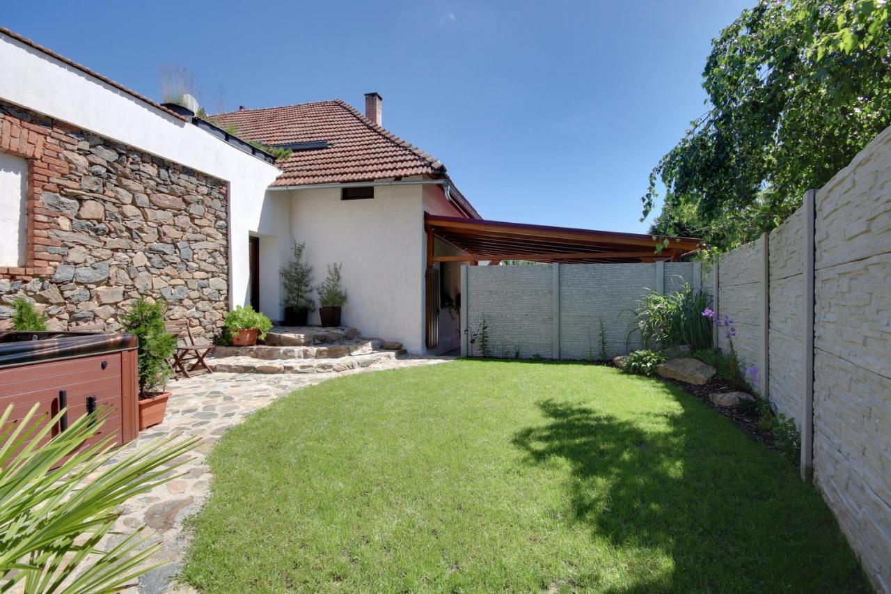 Holiday Home Kvitek Ctetin Экстерьер фото